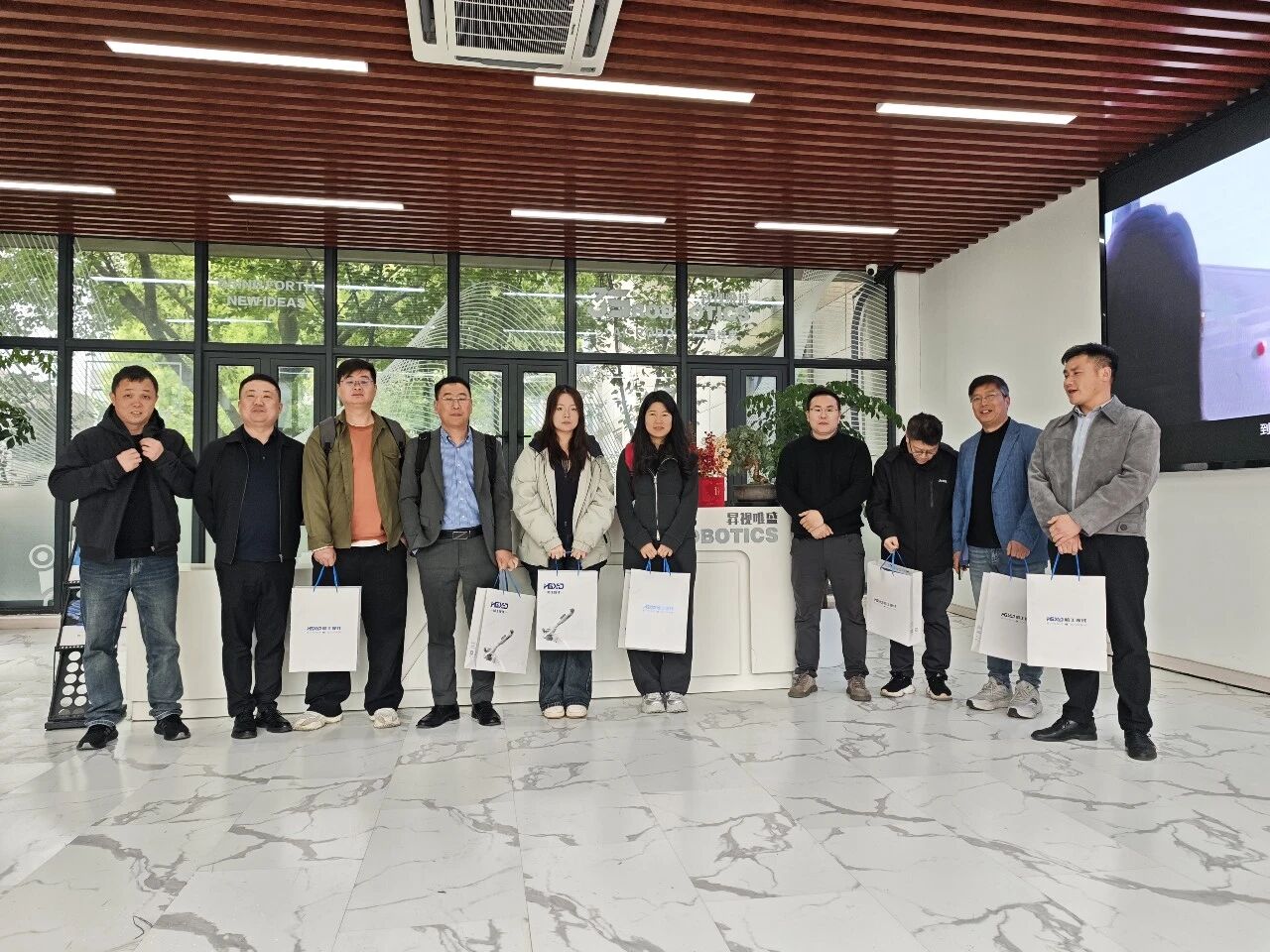 Channel Recruitment | 3Srobotics East China Embodied AI Welding Robot Dealer Conference Successfully Held!